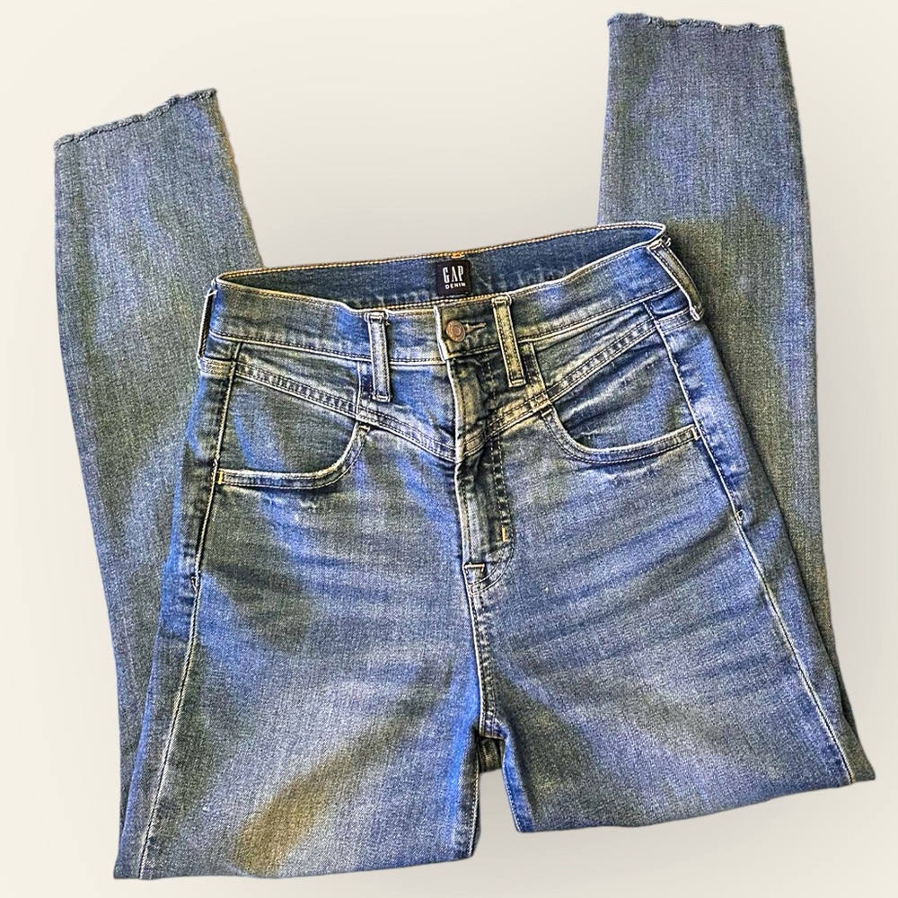 Gap VTGE high‎ waist 4 jeans coastal cowgirl cotton  hole in knee frayed bottoms